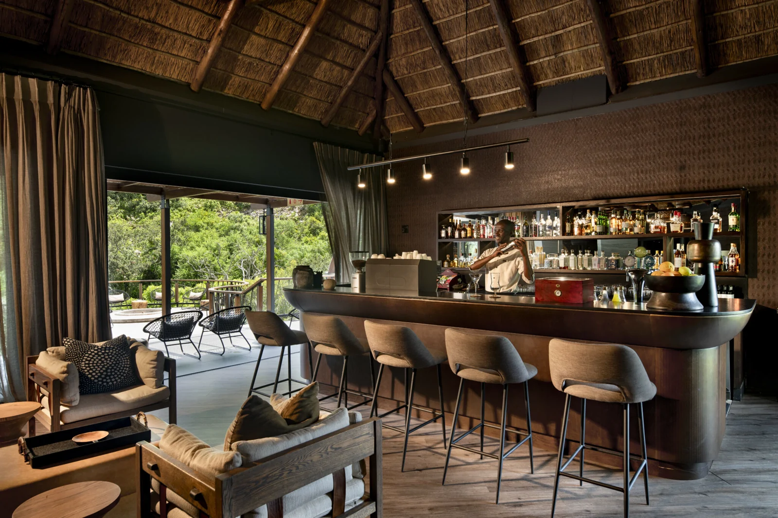 The bar and terrace at Eagle's Crag in Shamwari Private Game Reserve
